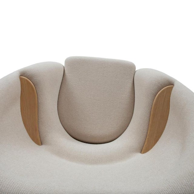 Cream Set of Oda Lounge Chair and Ottoman in Cream Upholstery from Audo Copenhagen For Sale - Image 8 of 18