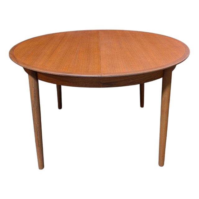 1950s Round Teak Table Without Leaves - 012601 For Sale