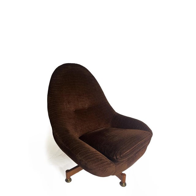 Mid-Century Swivel Egg Chair by Greaves and Thomas, 1960s For Sale - Image 6 of 14