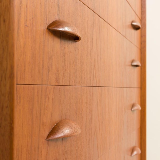 Teak Chest of Drawers by Johannes Sorth for Nexo Møbelfabrik, Bornholm, Denmark, 1960s For Sale - Image 9 of 17