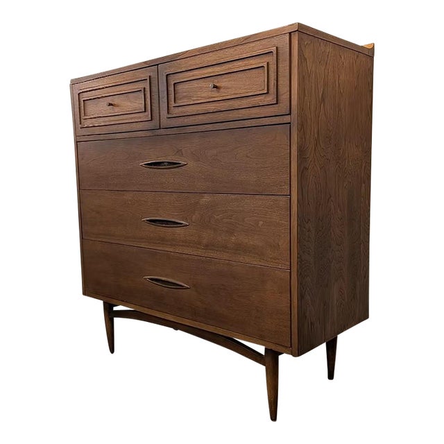 Mid-Century Modern Broyhill Sculptra Tallboy Dresser. Vintage McM. For Sale