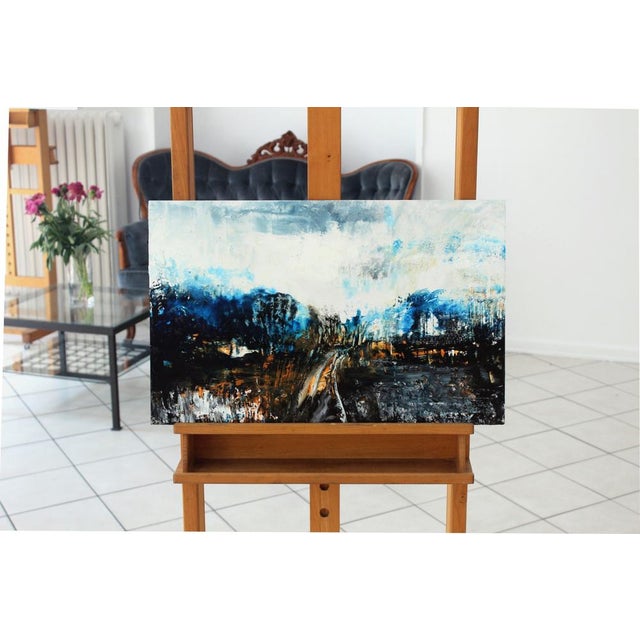 Monika Rossa is a Polish artist who studied painting at the University of Arizona, at the School of Fine Arts of Paris and...