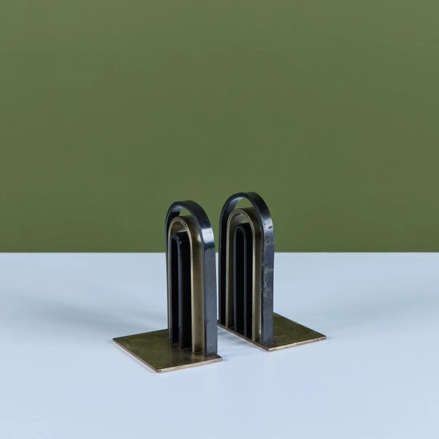 Pair of Arch Bookends by Walter von Nessen for Chase USA For Sale - Image 10 of 18
