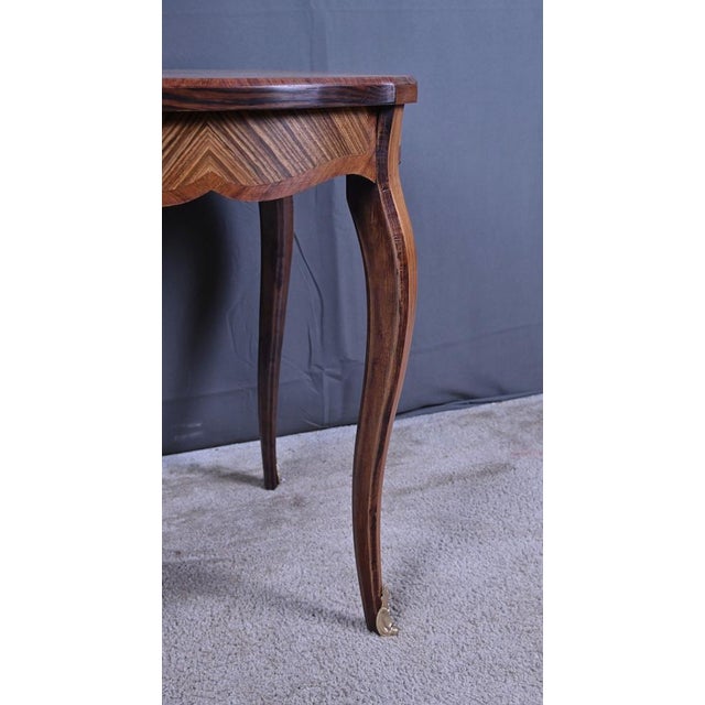 Brown Louis XV Style Marquetry Side Table, Early 20th Century For Sale - Image 8 of 14