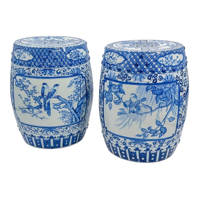 Late 20th Century Pair of Blue and White Chinoiserie Porcelain Garden Stools For Sale