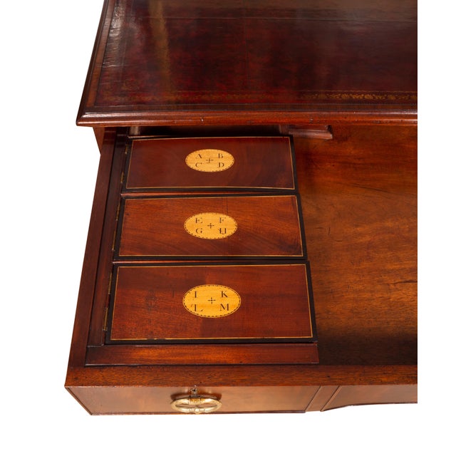 English George III Mahogany Rent Desk by Gillows of Lancaster For Sale - Image 3 of 13