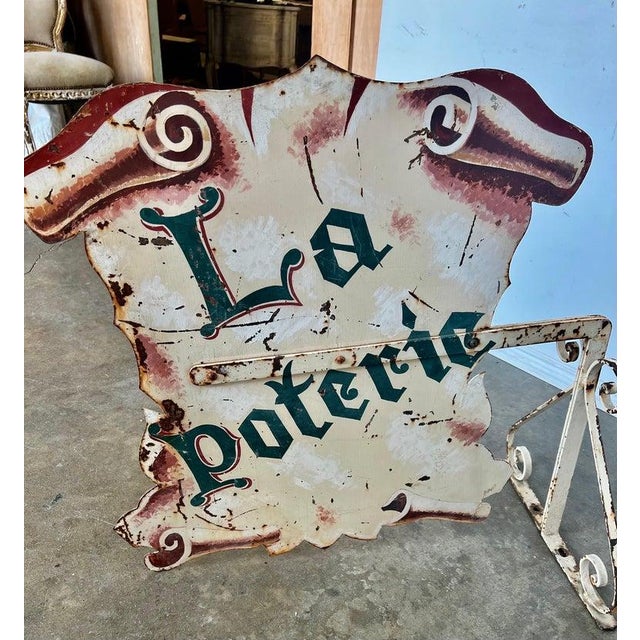 1930s French Provincial Antique Painted Metal Trade Sign 'La Poterie' For Sale - Image 9 of 10