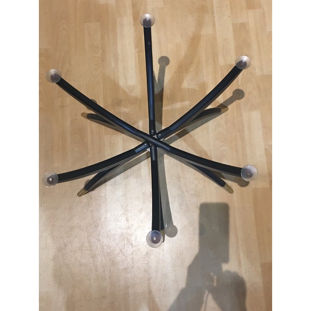 1950s Lacquered Brass Tray Spider Leg Tray Table For Sale - Image 6 of 9