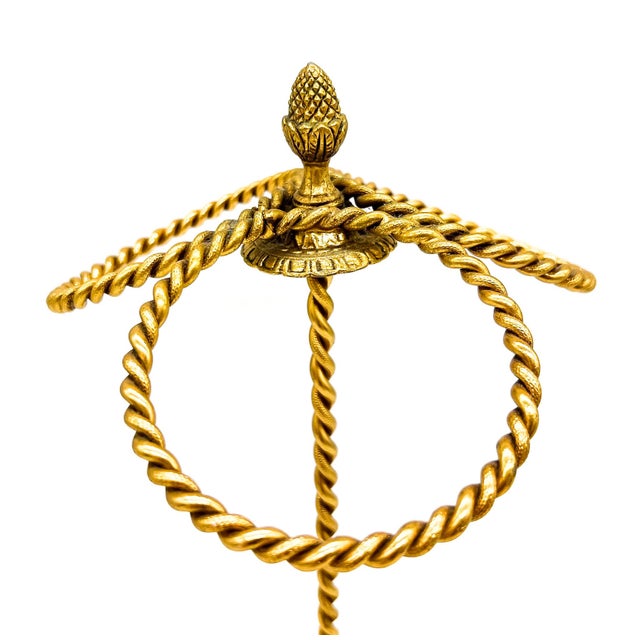Mid 20th Century Vintage Gold Finished Metal Three-Ring Guest Towel Holder – Hollywood Regency / Neoclassical For Sale - Image 5 of 12