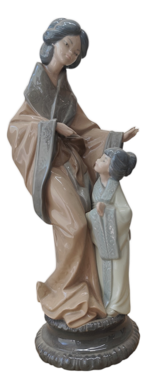 Porcelain Gheisa Nao from Lladró, 1950s