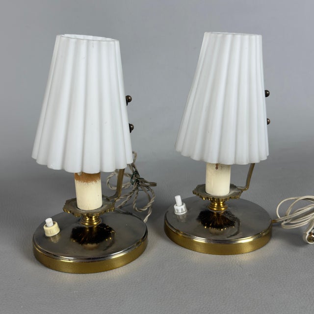 Vintage Table Lamps in Opaline Pleated Glass and Gold Metal, 1960s, Set of 2 For Sale - Image 11 of 11