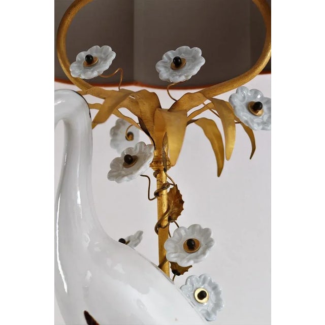 Mid-Century French Table Lamp with Porcelain Crane or Heron and Flowers, 1970s For Sale - Image 17 of 18
