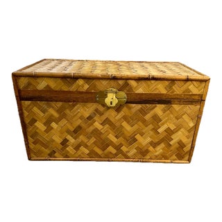Vintage 1970s Asian Style Woven Rattan and Bamboo Storage Chest For Sale