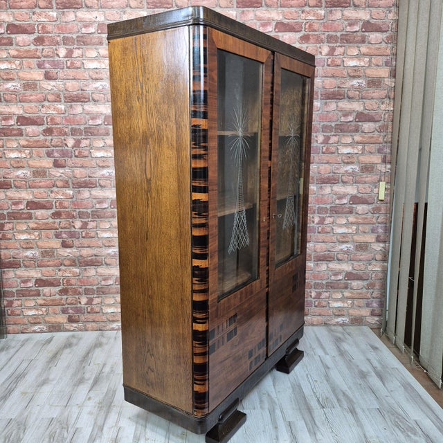 Wood Art Deco Display Cabinet in Caucasian Walnut, Macassar Ebony and Oak, 1930s For Sale - Image 7 of 14