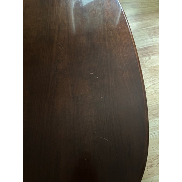 1980s Thomasville Vintage Queen Anne Collectors Cocktail Table For Sale In Philadelphia - Image 6 of 7