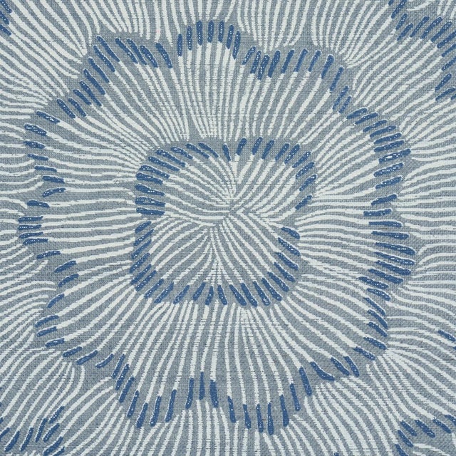 Traditional Schumacher X Celerie Kemble Feather Bloom Sisal Wallcovering In Cornflower For Sale - Image 3 of 5