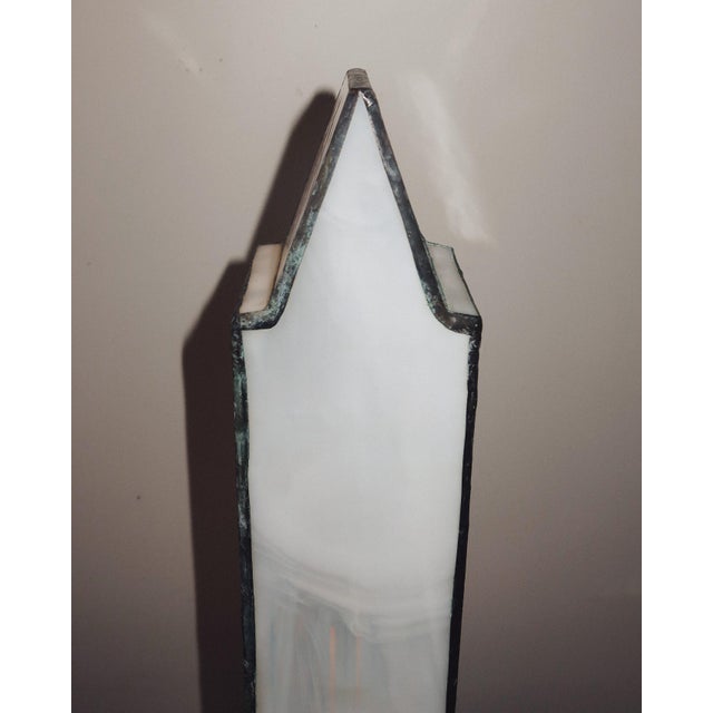 Late 20th Century Architectural Leaded Glass Obelisk Table Lamp For Sale - Image 4 of 8