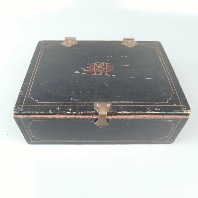 Antique Painted Folk Art Lift-Lid Wooden Box For Sale In Philadelphia - Image 6 of 13