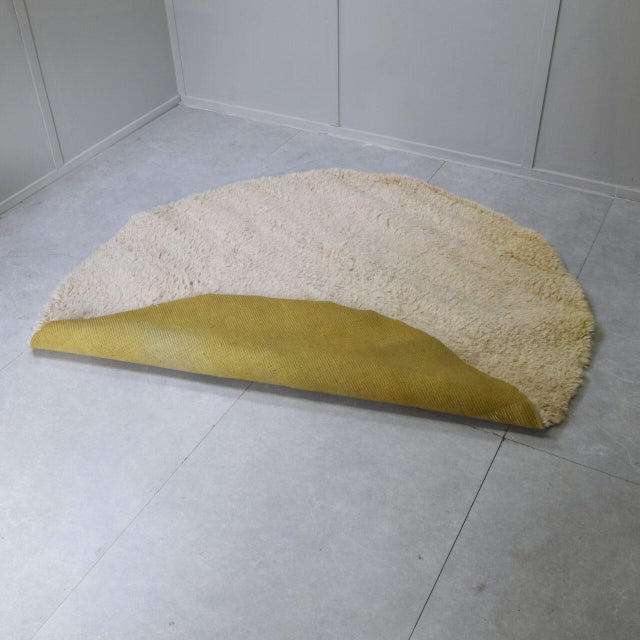 Vintage Circular Rug, 1970s For Sale - Image 6 of 9