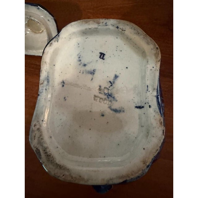 Blue 18th Century Staffordshire Flow Blue Transferware Sugar Bowl & Lid Enoch Wood Cupid Design With Make Do Handle For Sale - Image 8 of 13