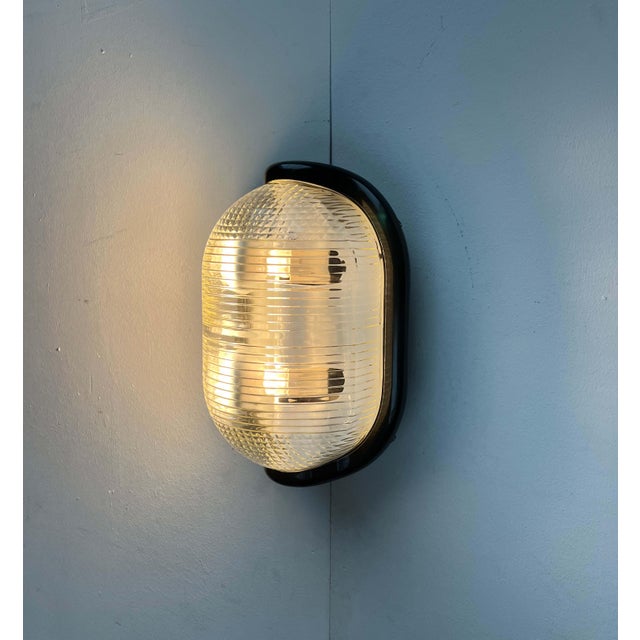Mid-Century Modern Italian Space Age Model Noce Wall Lamp by Achille Castiglioni for Flos, 1970s For Sale - Image 9 of 18