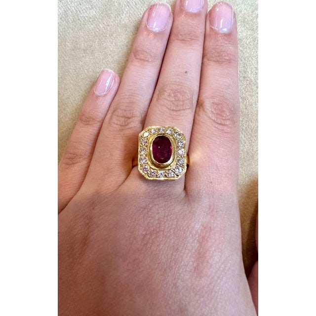 1.4 Carat Natural Oval Ruby and 0.80 Carat Diamond 18 Karat Gold Ring For Sale - Image 12 of 18