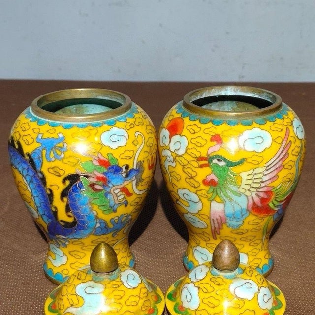 Pair of Vintage Chinese Yellow Cloisonné "Dragon & Phoenix" Ginger Jars - 1310g For Sale In Los Angeles - Image 6 of 9