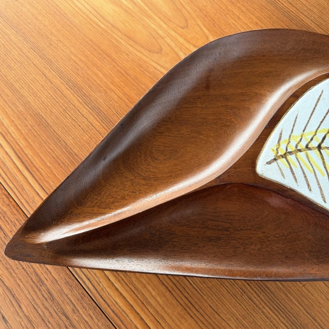 Wood Emil Milan Sculptural Bissilon Mahogany Leaf Shaped Vessel With Ceramic Inlay, 1960s For Sale - Image 7 of 8