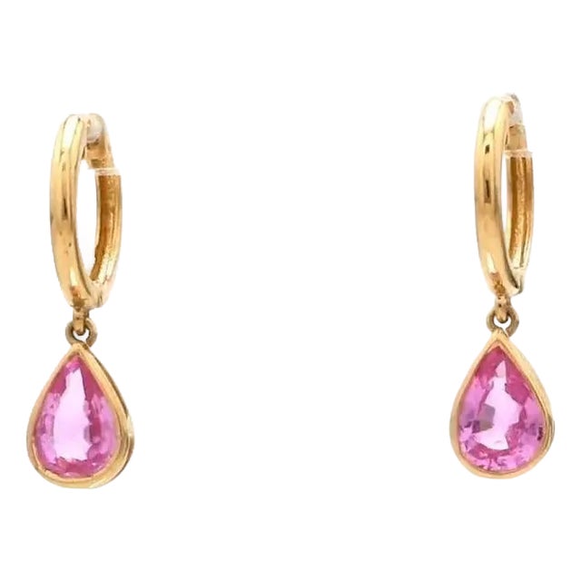 1.31 cts Natural pink sapphire earrings in 14k gold For Sale