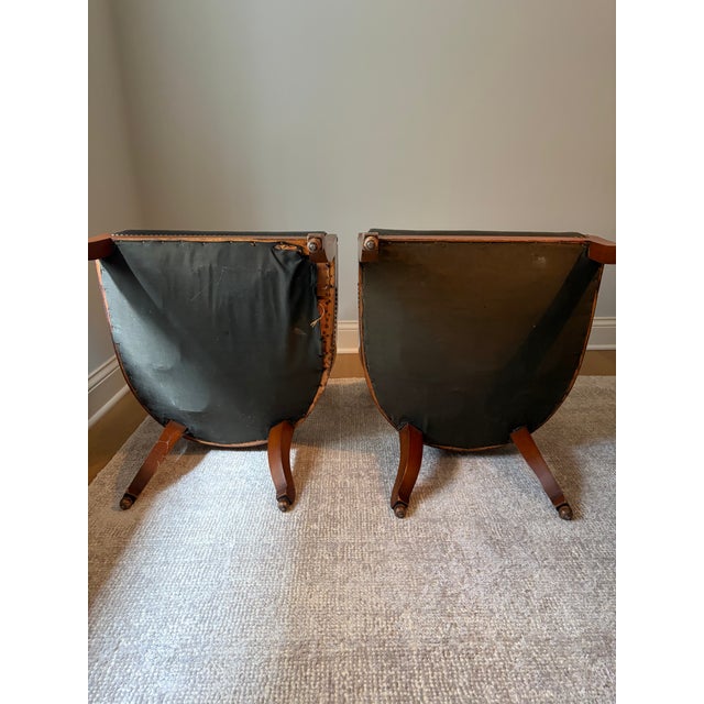 Pair of Mid-Century Michael Taylor for Baker Mahogany Spoonback Slipper Chairs – Original Black Leather & Brass Tacks For Sale - Image 9 of 14