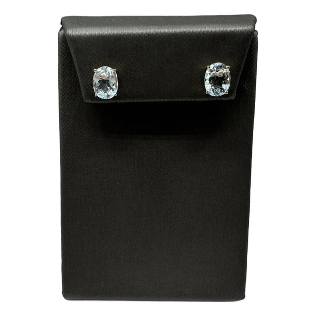 Aquamarine Stud Earrings in 14kt Yellow Gold – 3.21ctw, Oval Cut, New, A Pair For Sale