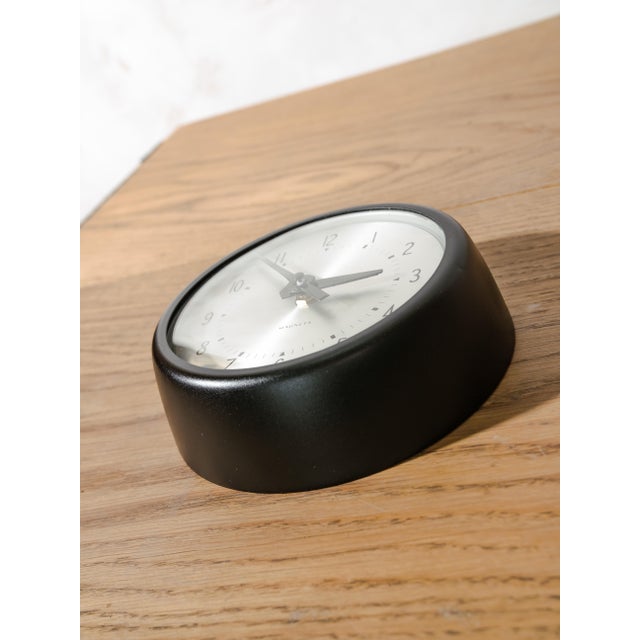 Small Mid-Century Satin Black GPO Slave Clock from Magneta, England, 1950s For Sale - Image 4 of 10