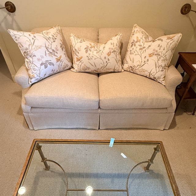 Traditional O'Henry Loveseat For Sale - Image 3 of 9