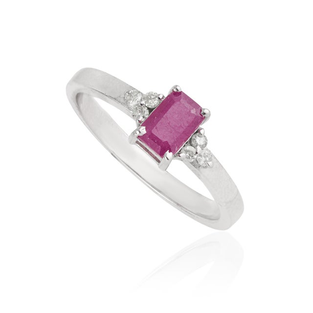 Modernist Octagon 0.69 Ct Natural Ruby Ring With Diamond Trinity Cluster in Solid Silver Size 8 For Sale - Image 4 of 15