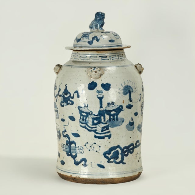 Pair of Antique Chinese Blue and White Porcelain Lidded Jars or Urns For Sale - Image 13 of 16