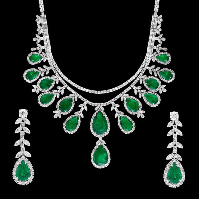 Modern Gia Certified 75 Ct Zambian Emerald & 30Ct Diamond Necklace Earring Bridal Suite For Sale - Image 3 of 8