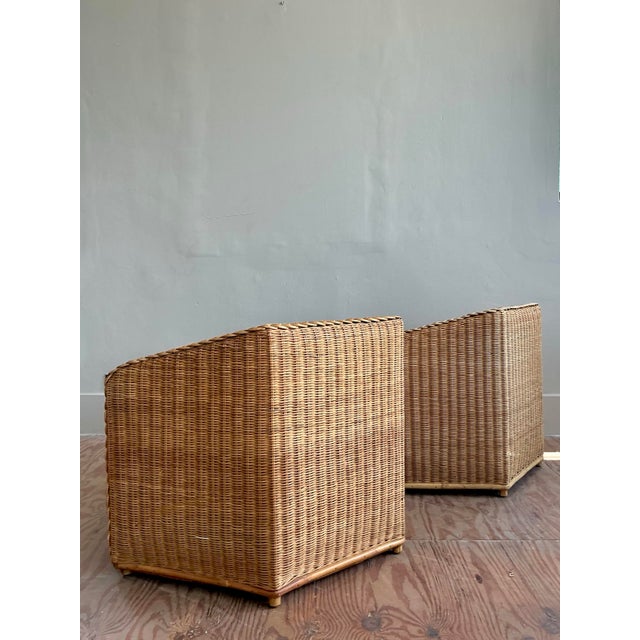 Tan Vintage Coastal Brown Jordan Faceted Rattan Lounge Chairs - A Pair For Sale - Image 8 of 12