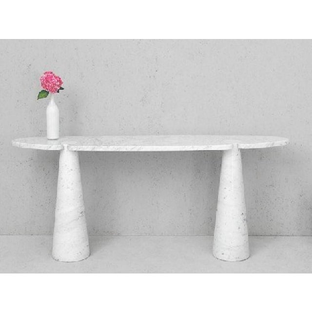 Eros Console Table in White Marble by Angelo Mangiarotti for Skipper, 1990s, in Very Good conditions. Designed 1970 to...