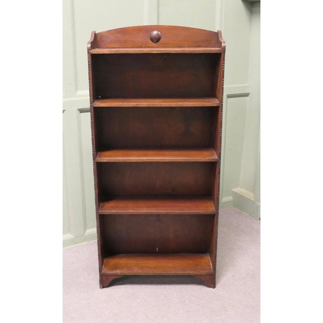 Art Deco Book Case with Mouldings to the Front This charming little shelf unit has a gallery to the back and 5 open...