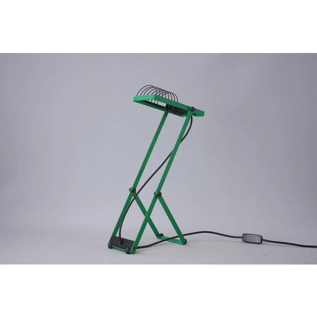 Sintesi Table Lamp in Green by Ernesto Gismondi for Artemide, 1970s For Sale - Image 9 of 9