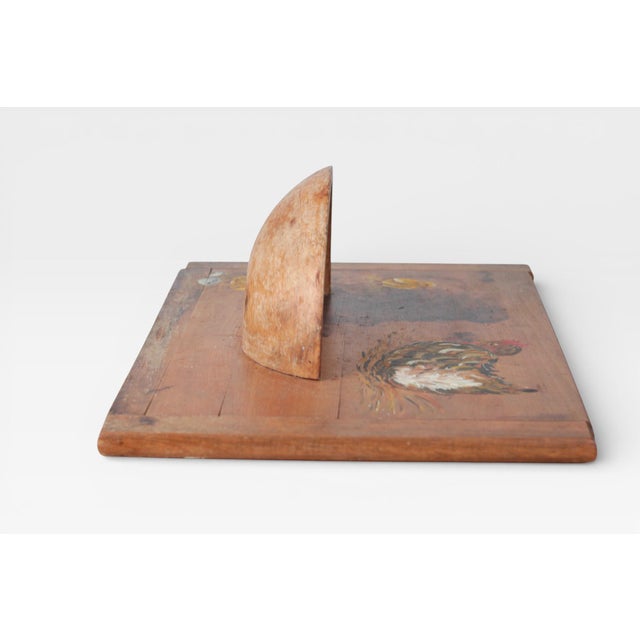 Early 20th Century Wooden Wall Pocket With Hand-Painted Chickens For Sale In Lexington, KY - Image 6 of 16