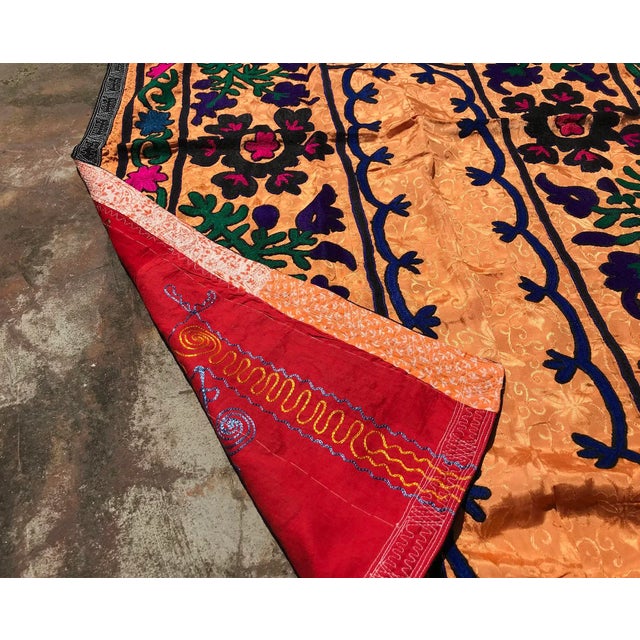 Orange Silk and Cotton Suzani Tapestry For Sale In Los Angeles - Image 6 of 10