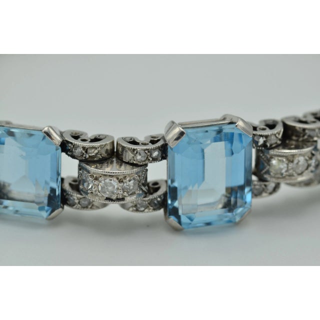Metal 1920s The Bianca: Phenomenal Antique Santa Maria Aquamarine Bracelet in Platinum For Sale - Image 7 of 10