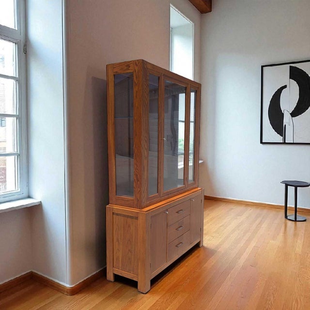Vintage Bernhardt Oak Glass Display Hutch Cabinet With Light, 1980s, Traditional For Sale In Los Angeles - Image 6 of 18