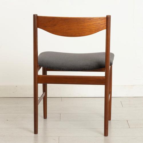 Mid-Century Modern Dining Table and Dining Chairs by Ib Kofod Larsen for G-Plan, Set of 7 For Sale - Image 18 of 18