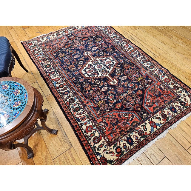 Vintage Persian Bakhtiari Rug, Handwoven Wool, Floral Pattern, Navy & Ivory, 5x7 For Sale - Image 12 of 14