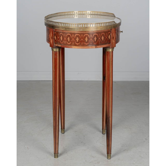 19th Century Louis XVI Style Oval Marquetry Gueridon Table For Sale In Orlando - Image 6 of 11