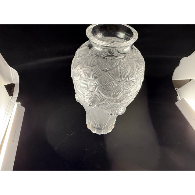 Art Deco Vintage Lalique "Giverny" Crystal Vase 11" Signed Excellent - Retired For Sale - Image 3 of 9