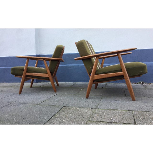 Set of Oak Cigar Easy Chairs by Hans Jørgen Wegner for Getama, 1950s For Sale - Image 6 of 6