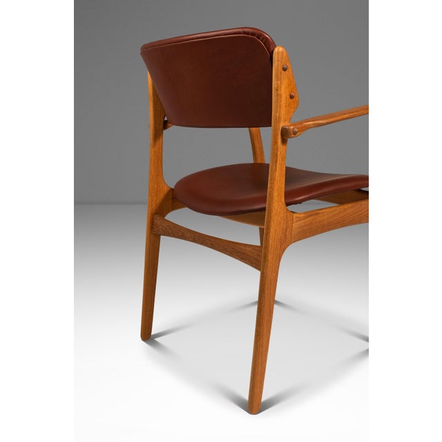 Set of 12 Model 49 Dining Chairs With Two Armchairs in Teak & New Leather by Erik Buch for O. D. Møbler, Denmark, Circa 1960s For Sale - Image 13 of 18